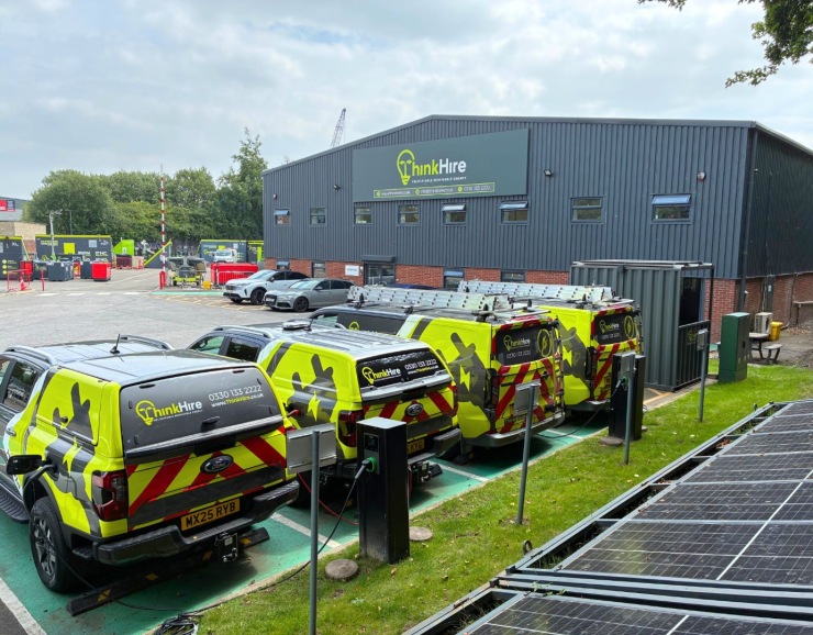 How Solar Hybrid Generators Power EV Charging Points