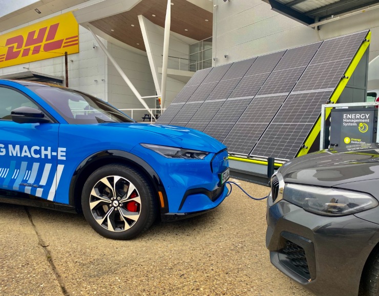 Think Hire Hosts A Workshop At The DHL’s Inaugural UK Team EV event